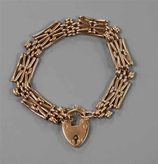 An early 20th century 9ct gold gatelink bracelet.
